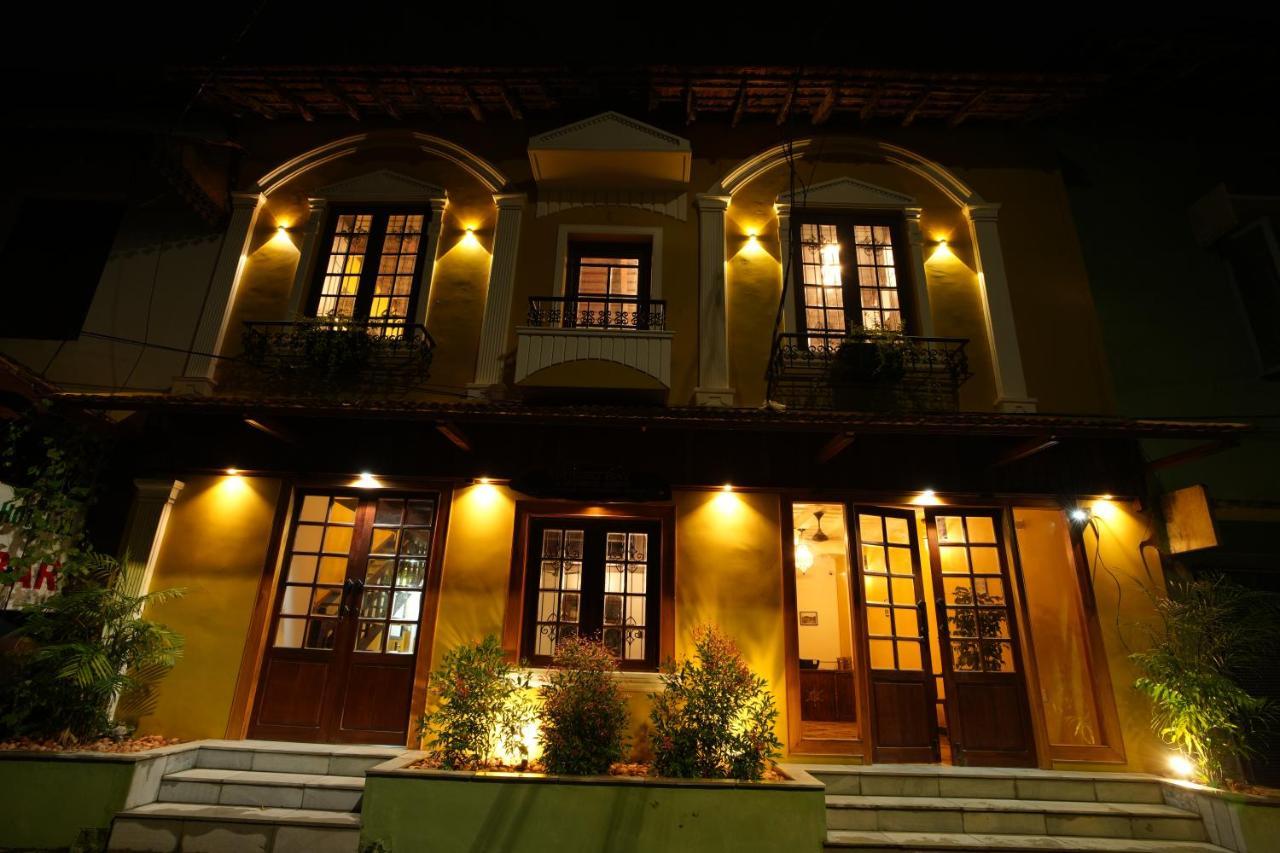 日落湾酒店 Fort Kochi 外观 照片